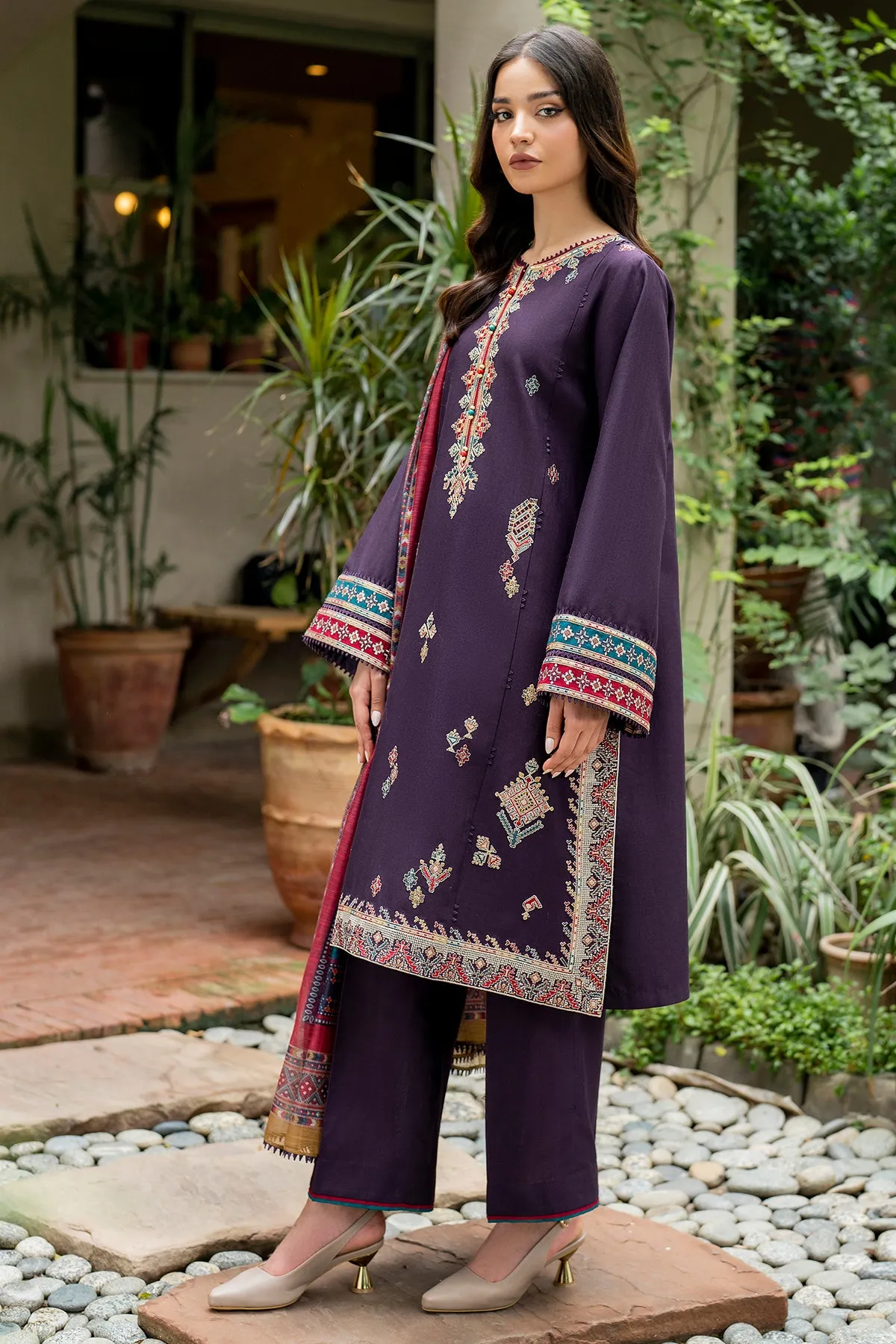 EMBROIDERED KHADDAR RTW-1128