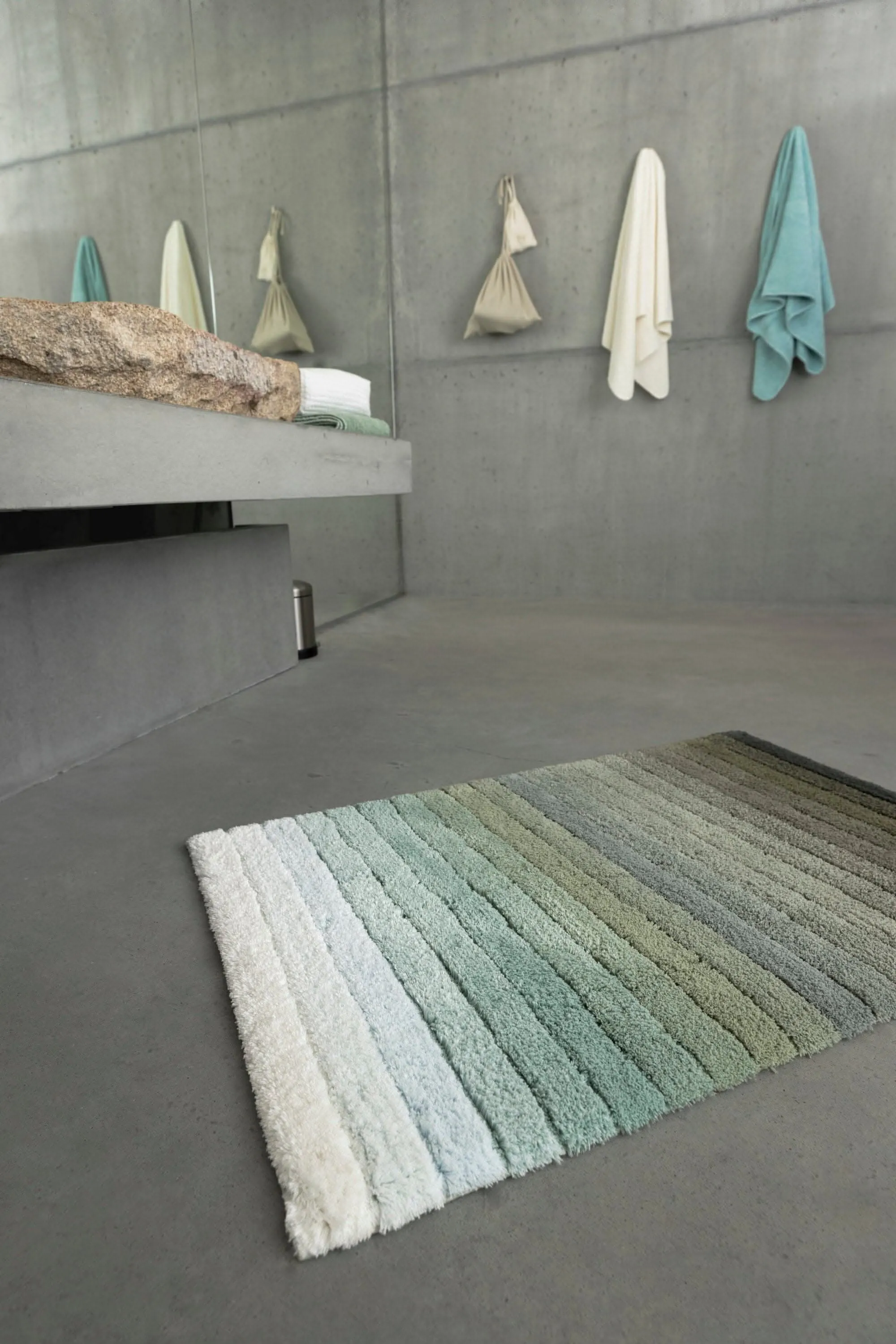 Maior Bath Rug