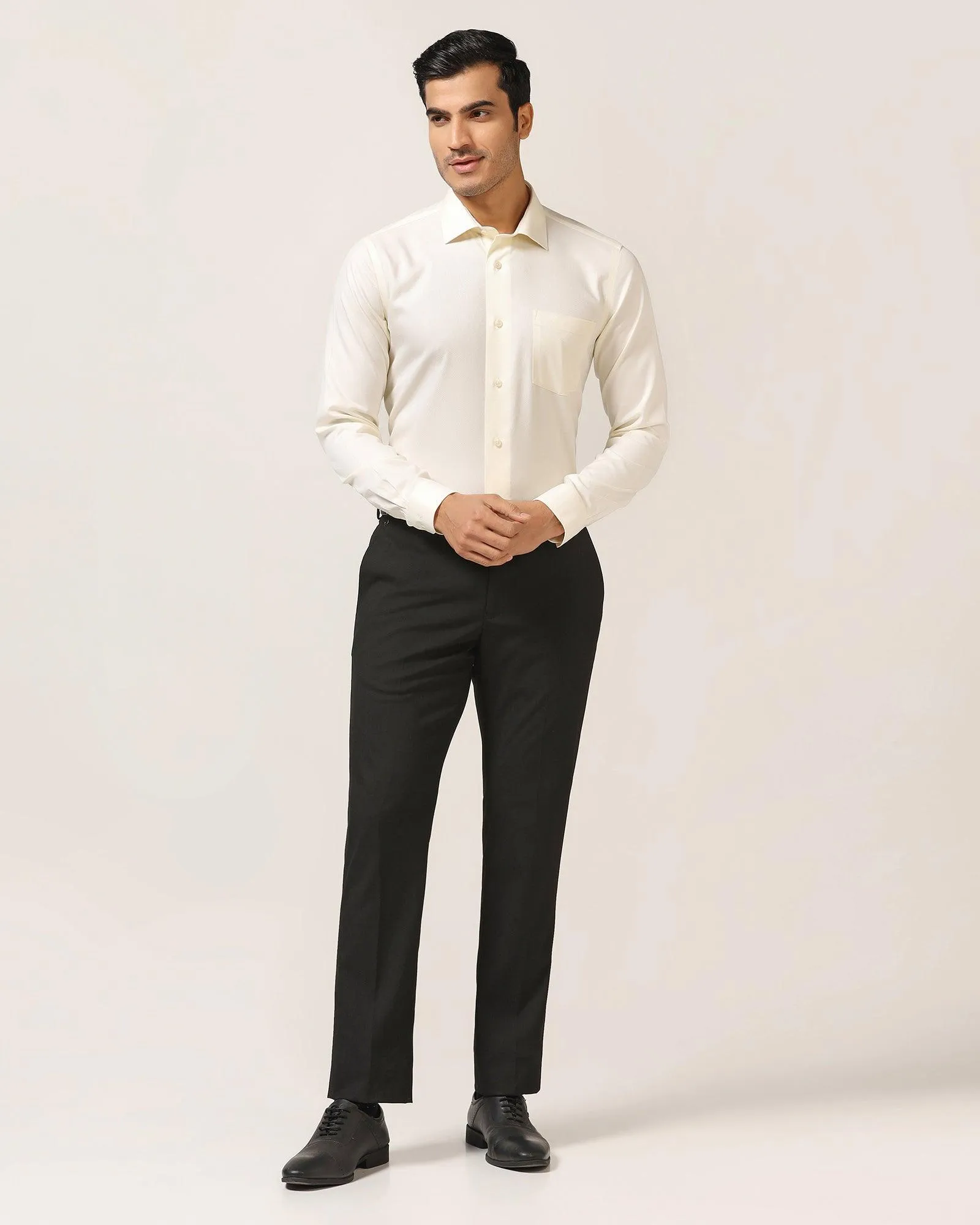 Non Iron Formal Cream Textured Shirt - DOFP31