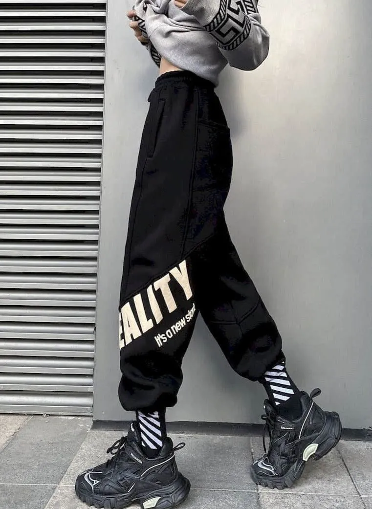 Reality Sweatpants With Loose Fit