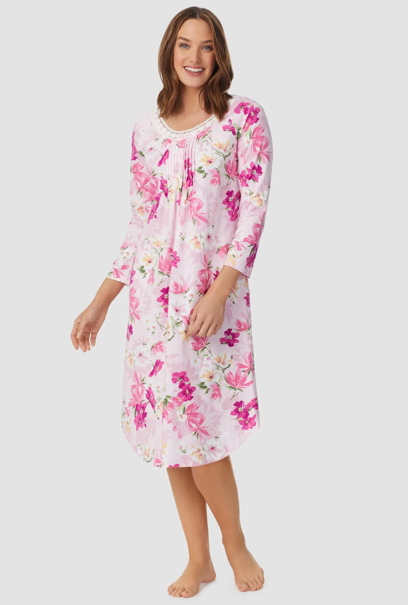 White and Magenta Floral 3/4 Sleeve Nightgown